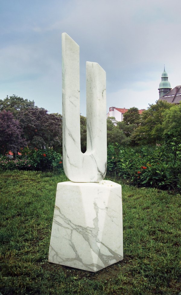Marmorskulptur Skulptur aus weissem Marmor Statuario, www.memoria-stein.de  